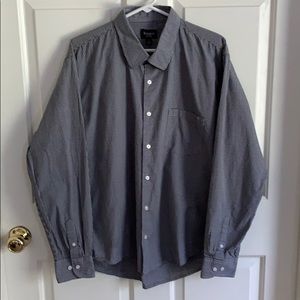 Haggar Men’s Long Sleeved Button Down Shirt XL